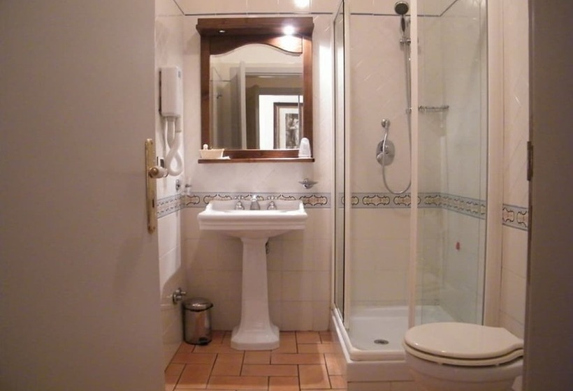 اتاق اکونومی, Villa Delle Meraviglie