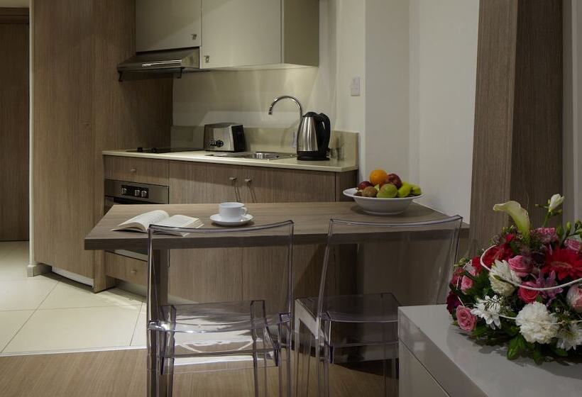 سوییت, Melpo Antia Hotel & Suites
