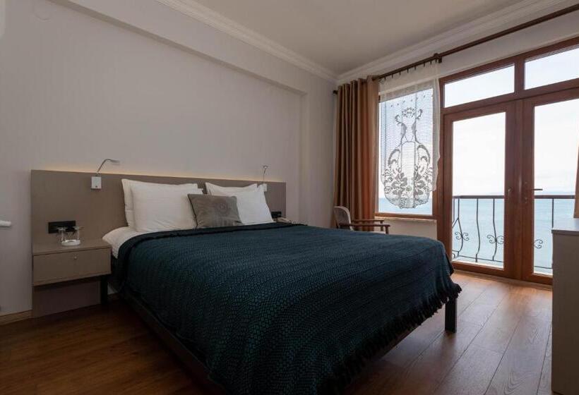 جناح, Sinop Antik Otel