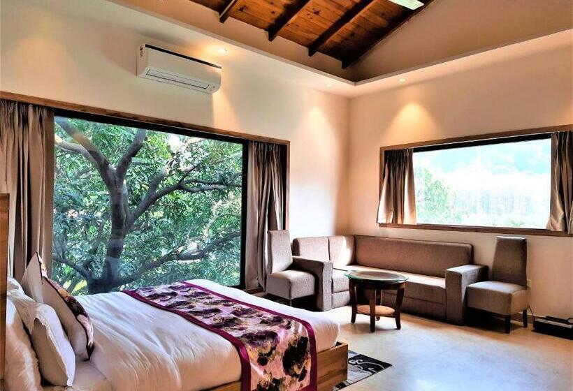 اتاق خانوادگی, Wood Castle Spa & Resort