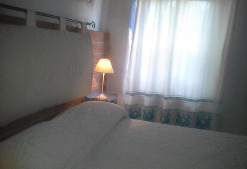 اتاق استاندارد, B&b Corte San Lussorio