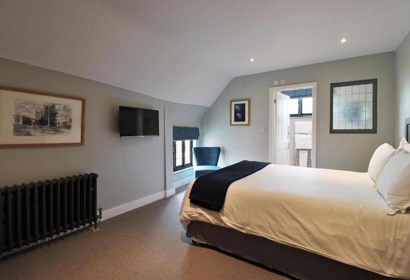 اتاق لوکس, The Marlborough Dedham