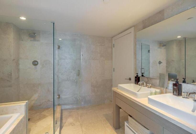 آپارتمان 2 خوابه, Luxurious Private Condo At 1 Hotel & Homes   1545