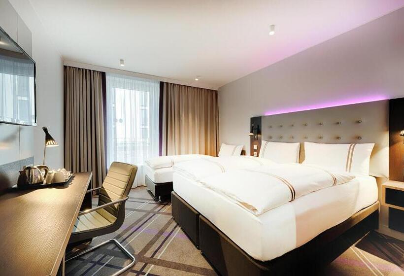 اتاق استاندارد سه نفره, Premier Inn Hamburg City Klostertor