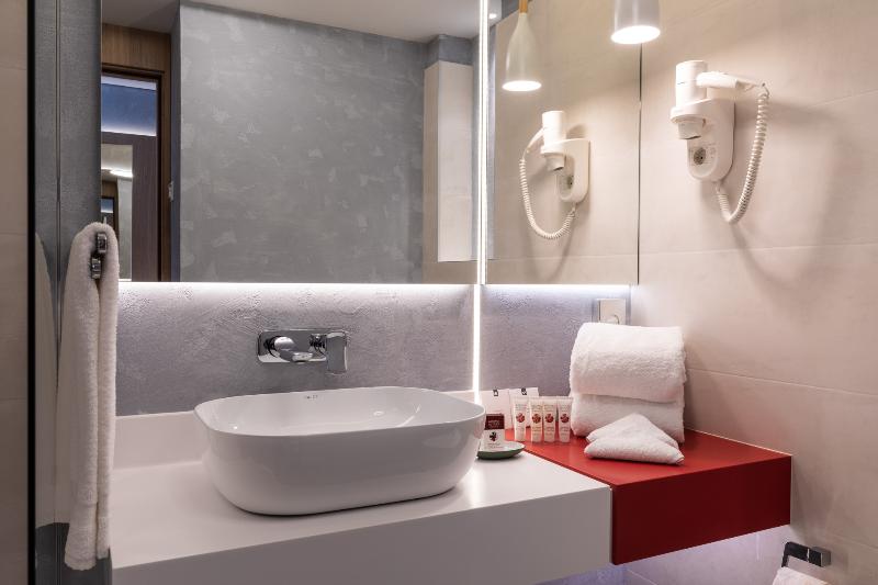 اتاق سوپریور, Ramada By Wyndham Slatina Parc