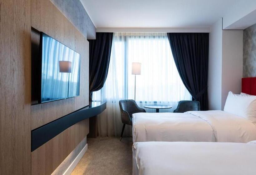اتاق استاندارد, Ramada By Wyndham Slatina Parc
