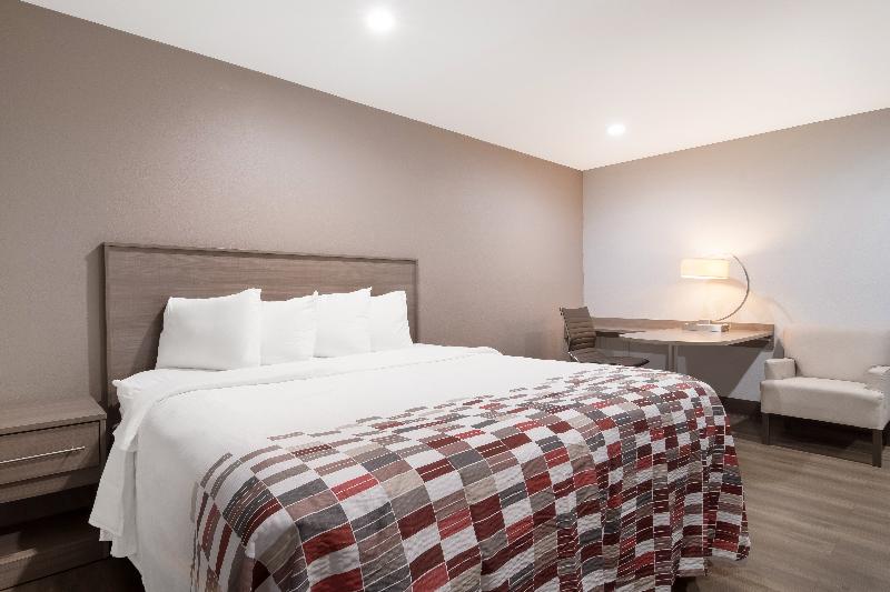 اتاق سوپریور با تخت بزرگ, Red Roof Inn Rocky Mount   Battleboro