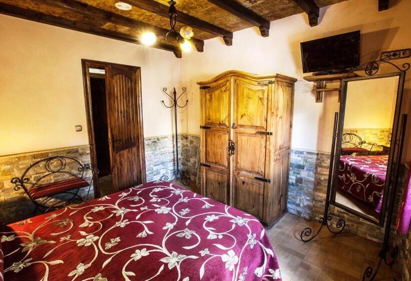 سوئیت با وان آب گرم, Alojamientos Rurales Benarum Con Spa