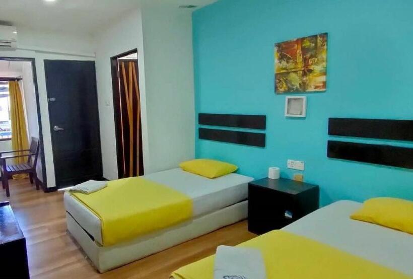 اتاق استاندارد با بالکن, Holiday Dive Inn