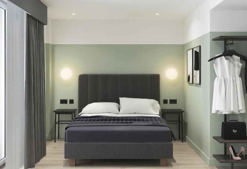 استودیوی لوکس, Aparthotel Birmingham