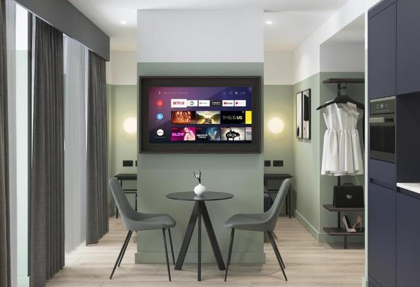 استودیو خانوادگی, Aparthotel Birmingham