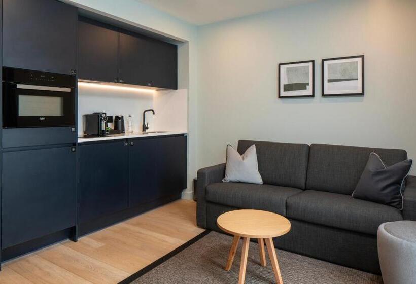 استودیو خانوادگی, Aparthotel Birmingham