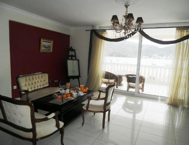 سوییت با چشم‌انداز دریا, Arcadia Suites & Spa