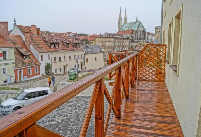 آپارتمان 1 خوابه با بالکن, Pensjonat Miejski