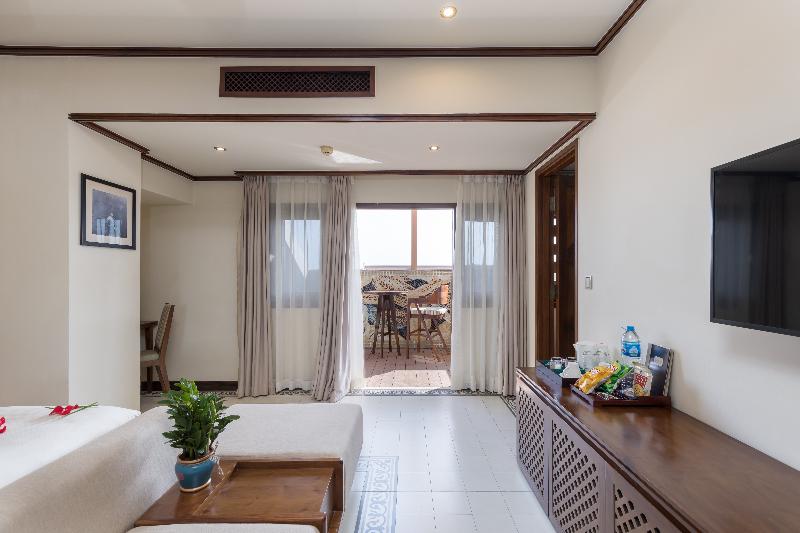 سوئیت با تخت بزرگ, Almanity Hoi An Resort & Spa