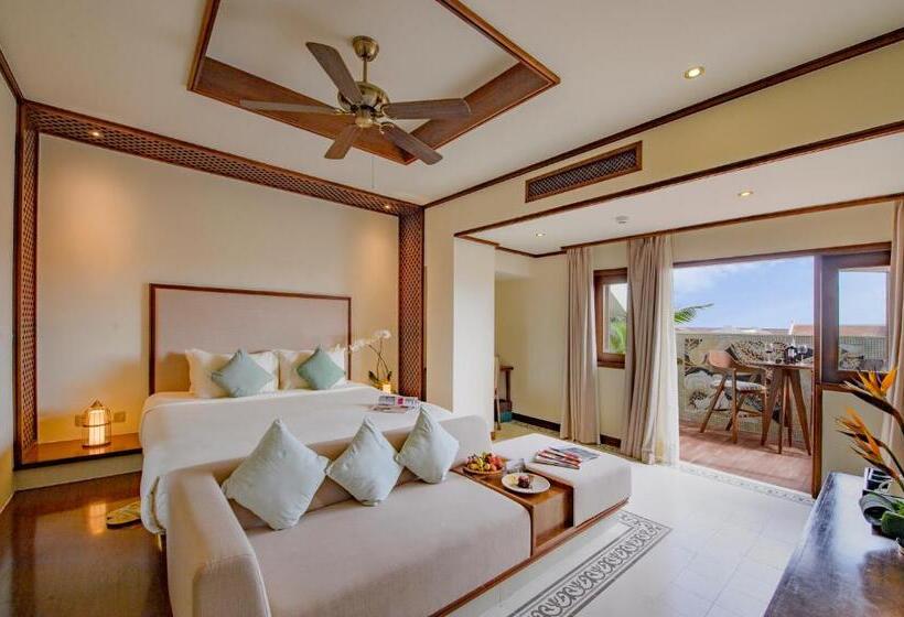 سوئیت با وان آب گرم, Almanity Hoi An Resort & Spa