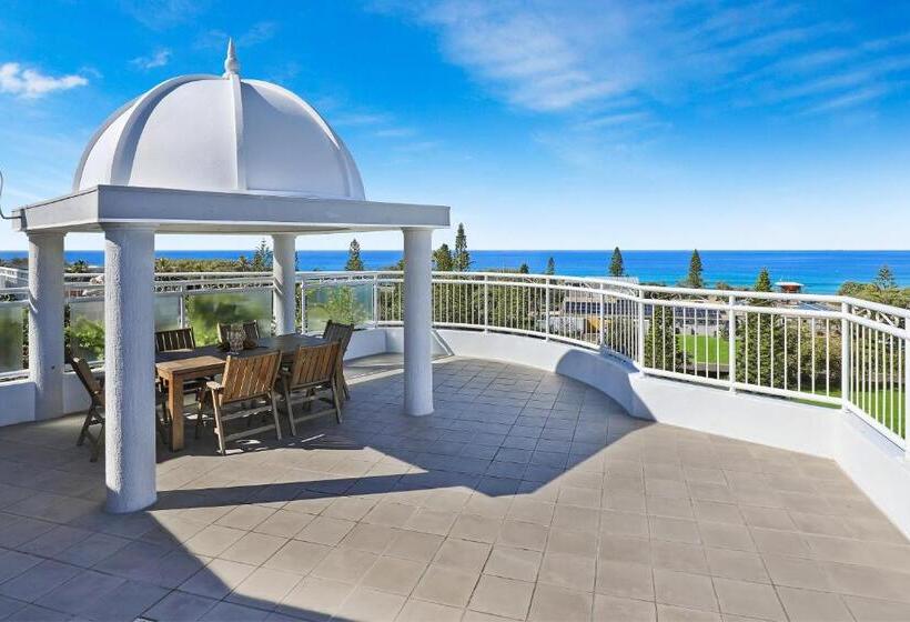 1 Bedroom Penthouse Apartment, Beachside Resort Kawana Waters