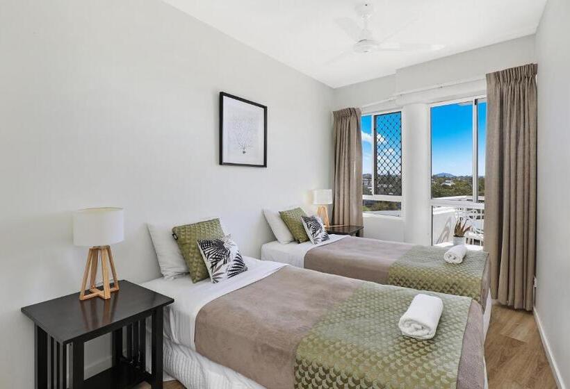 آپارتمان 3 خوابه با چشم‌انداز دریا, Beachside Resort Kawana Waters