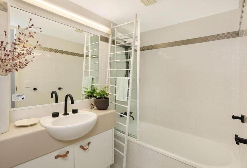 آپارتمان لوکس 1 خوابه, Beachside Resort Kawana Waters