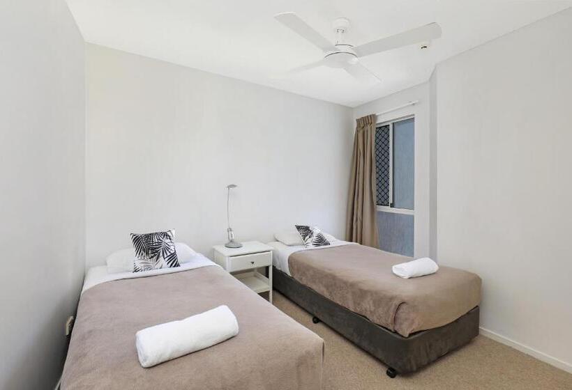 آپارتمان 3 خوابه با چشم‌انداز دریا, Beachside Resort Kawana Waters