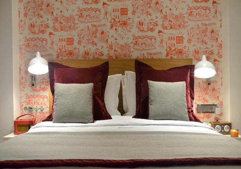 اتاق استاندارد اینتریور, Browns Central