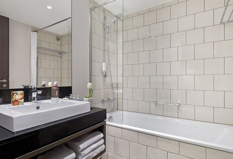 استودیوی لوکس, Citadines Michel Hamburg