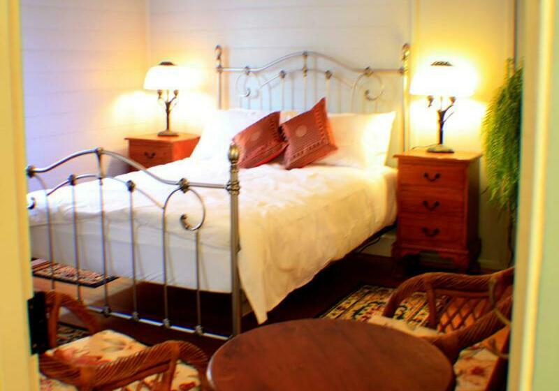 اتاق استاندارد با تخت دو نفره بزرگ, Classique Bed & Breakfast