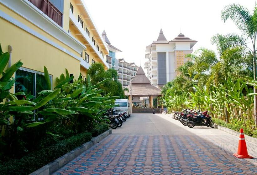 Habitación Superior, Crystal Palace  Pattaya