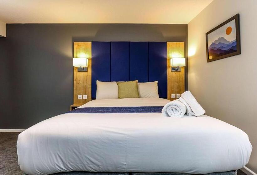 Standard Room Adapted for people with reduced mobility, Days Inn By Wyndham Warwick North M40