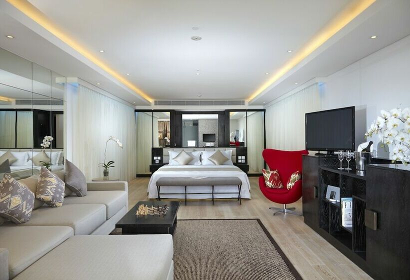 سوئیت پریمیوم با چشم‌انداز دریا, Double   Six, Luxury Hotel   Seminyak