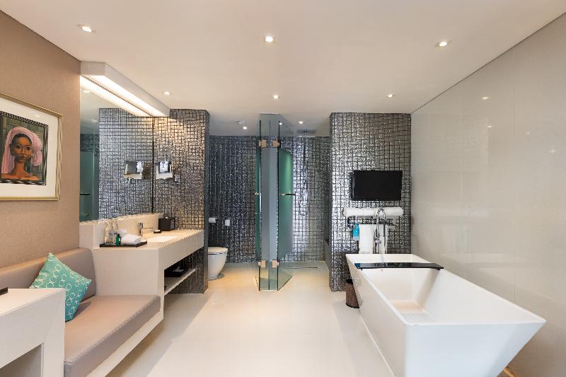 سوییت جونیور, Double   Six, Luxury Hotel   Seminyak