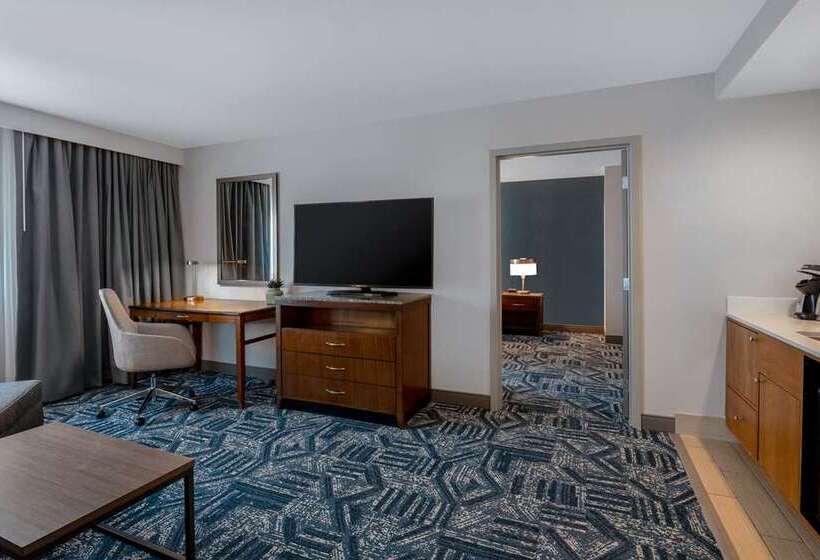 اتاق استاندارد, Hilton Garden Inn Burlingtondowntown