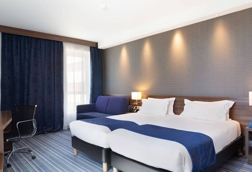 اتاق استاندارد, Holiday Inn Express   Marseille Airport, An Ihg