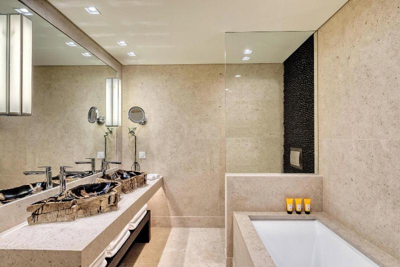 سوییت, Holiday Inn Express & Suites Houston Northwest Brookhollow, An Ihg