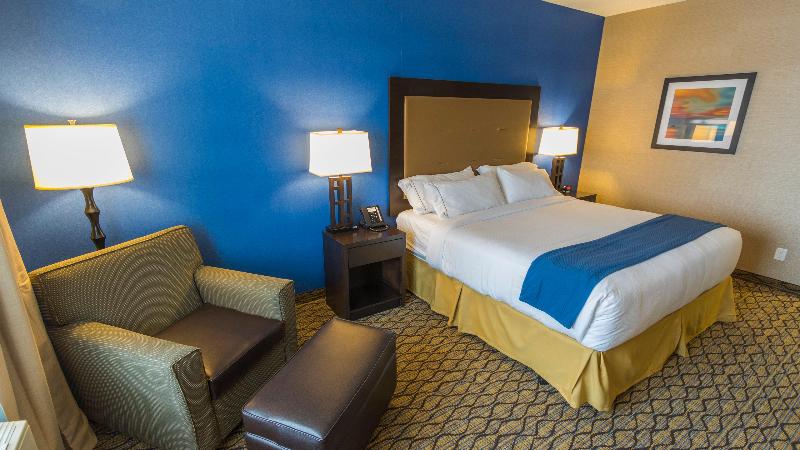اتاق استاندارد با تخت بزرگ, Holiday Inn Express Thunder Bay, An Ihg