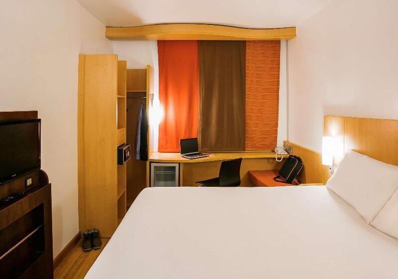اتاق استاندارد با تخت دوبل, Ibis Lagos Ikeja
