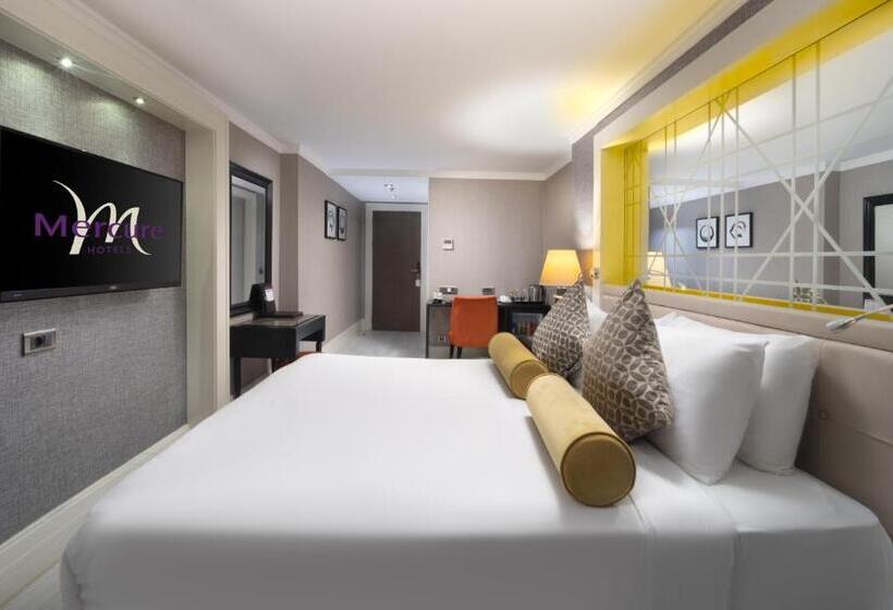 Standard Room King Size Bed, Mercure Istanbul Bomonti