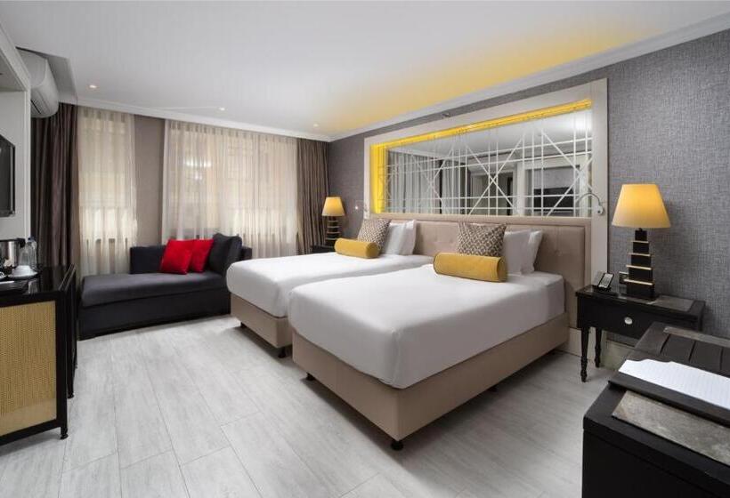 Quarto Familiar Superior, Mercure Istanbul Bomonti