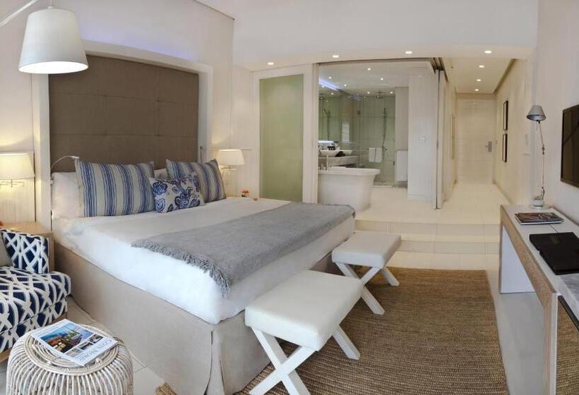 اتاق پرمیوم با چشم‌انداز دریا, Radisson Blu Azuri Resort & Spa