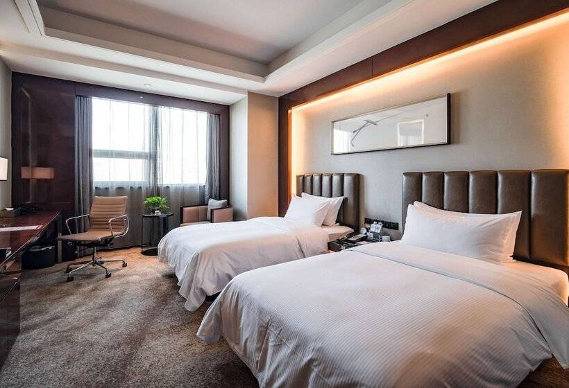 Standard Room, Ramada Changzhou North