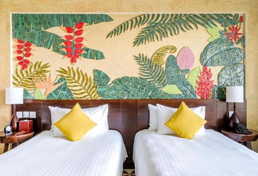اتاق لوکس با بالکن و چشم‌انداز دریا, Salinda Resort Phu Quoc  Sparkling Wine Breakfast
