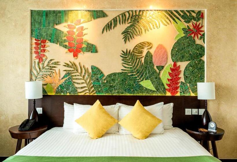 اتاق لوکس با بالکن و چشم‌انداز دریا, Salinda Resort Phu Quoc  Sparkling Wine Breakfast