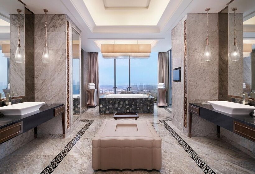 Suite Presidenziale, Sheraton Qingdao Licang