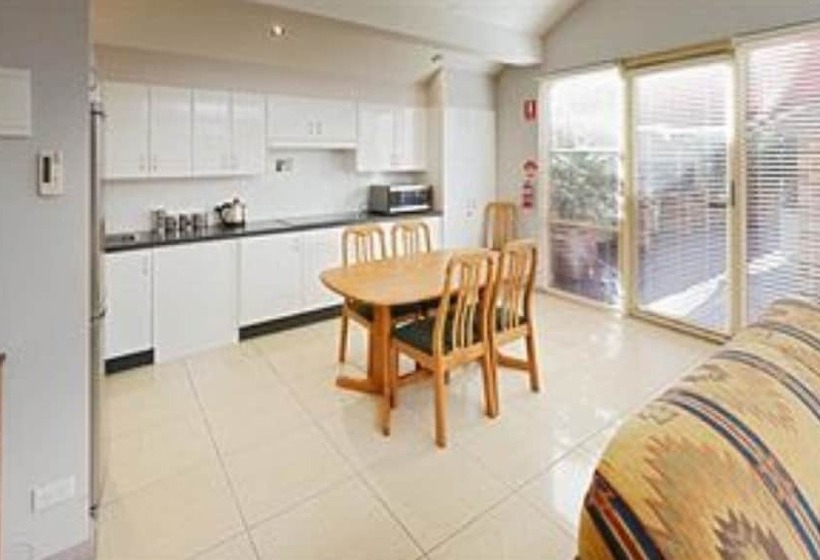 آپارتمان 2 خوابه, Jesmond Executive Villas
