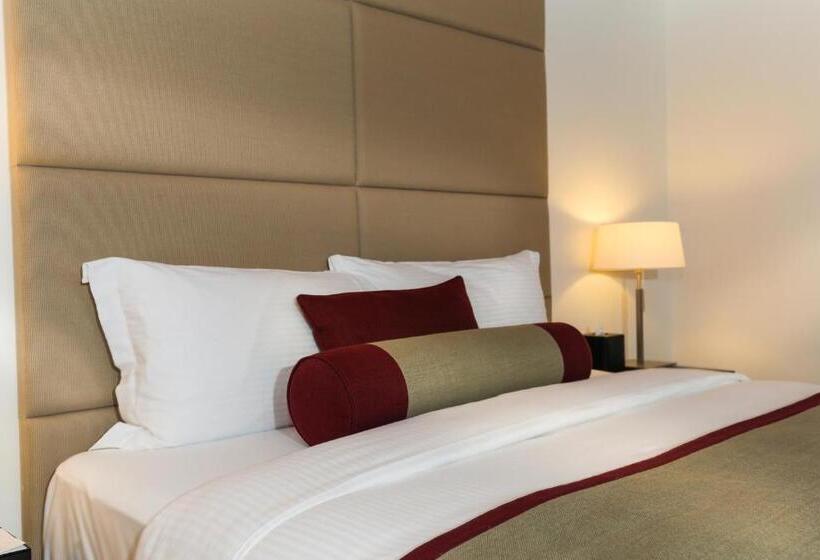 اتاق خانوادگی, Oryx Airport Hotel  Transit Only