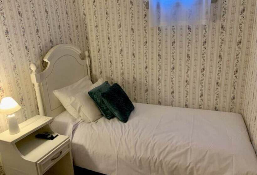 اتاق لوکس سه تخته, Petit Hotel Provence Gramado