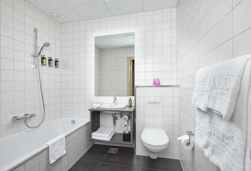 سوییت جونیور, Alda Hotel Reykjavík