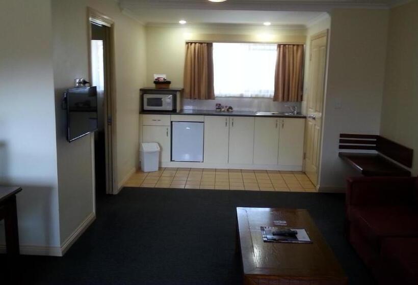 Deluxe Room, Armidale Pines Motel