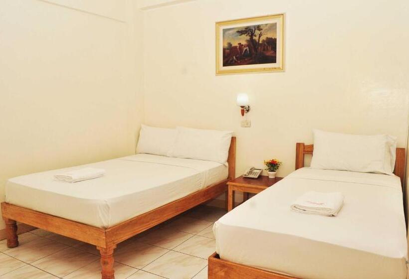 اتاق سوپریور, Constrell Pension House