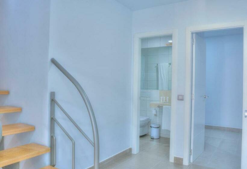 ویلای یک اتاق خوابه با استخر شنا, Coral Villas La Quinta